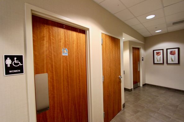 Class A Office/Medical : 2 Southern Point Pkwy, Hattiesburg, MS 39401
